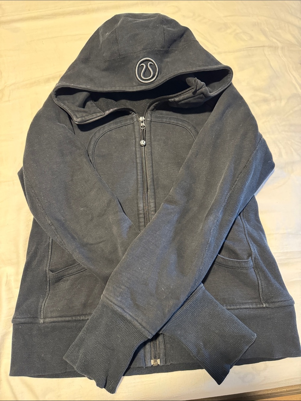 Lululemon Women’s Black Hooded Full-Zip Scuba